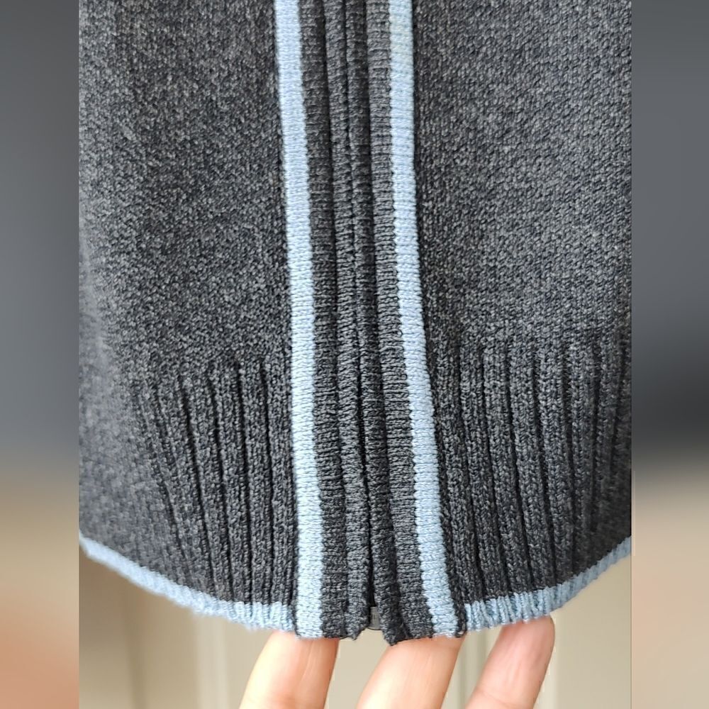 St. John Knit COLLECTION  Gray Blue Santana Popcorn Stitch JACKET SZ 4 - Picture 4 of 15